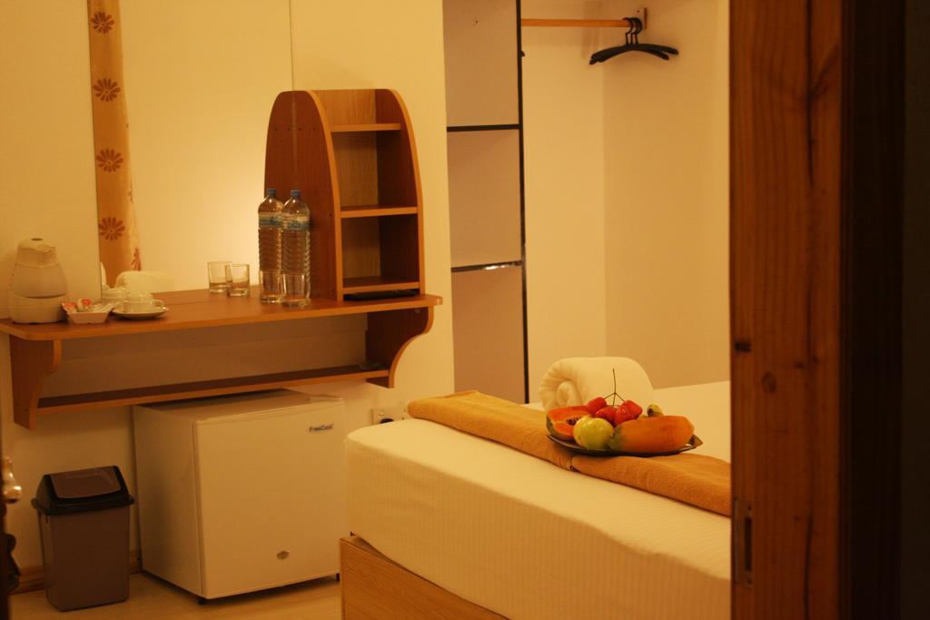 Relax Residence Thoddoo Maldives Екстер'єр фото